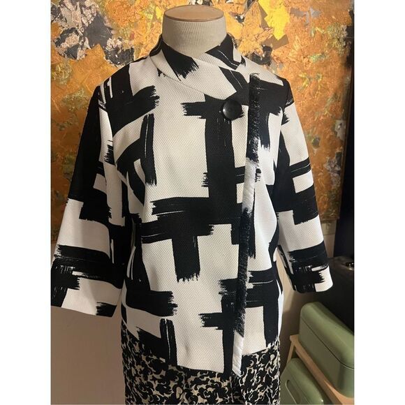 Chico’s Edgy Black & White Lightweight Poly Jacket w/Frayed Placket, Pockets 2-M - Picture 1 of 7